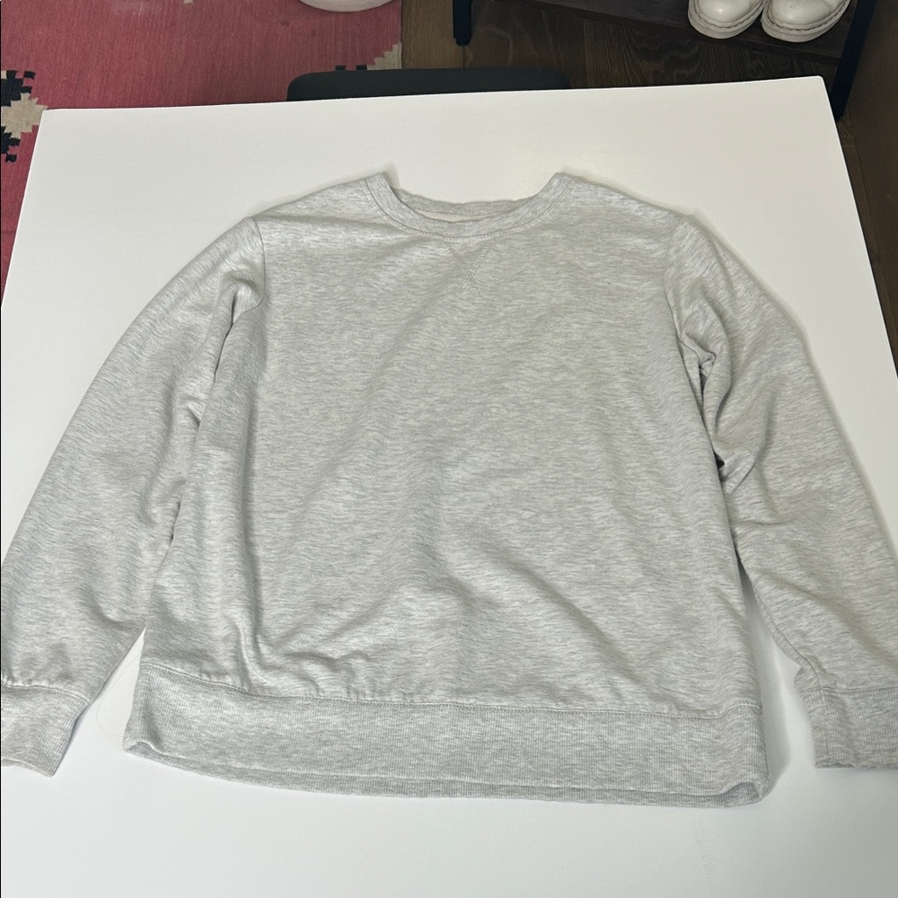 Stars Above Light Gray Ribbed Top